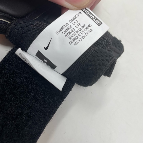 New Nike Vapor Grip 3 Goalkeeper Gloves Soccer CN5650-010 Black/Laser Orange 6 - Picture 7 of 7